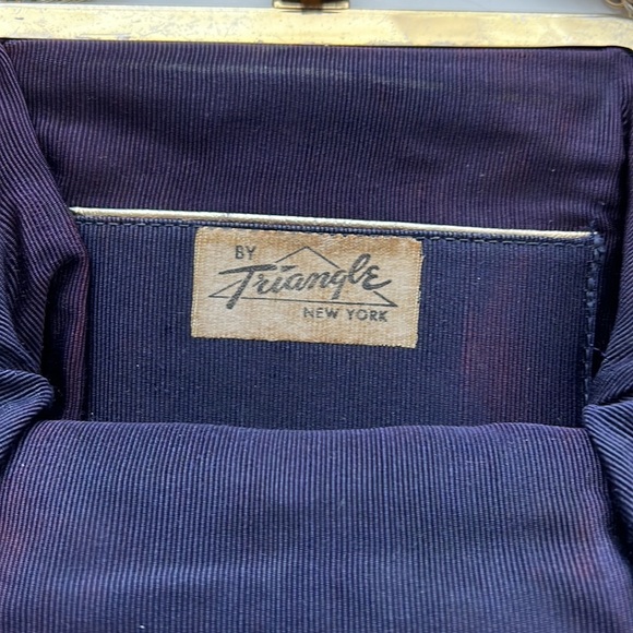 Triangle by New York- antique bag - Picture 3 of 9
